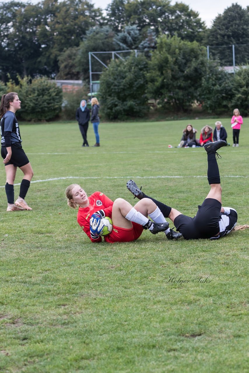 Bild 365 - Frauen Grossenasper SV - SV Steinhorst/Labenz : Ergebnis: 1:3